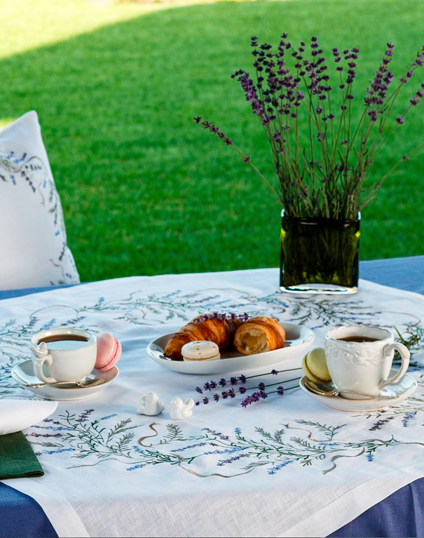 Lavender tablecloth made of white linen, 90*90 cm - Image #2