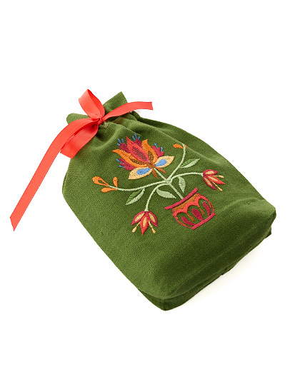 Set of white towels Tree of Life in a green bag with a flower, 2 pcs. - Image #8