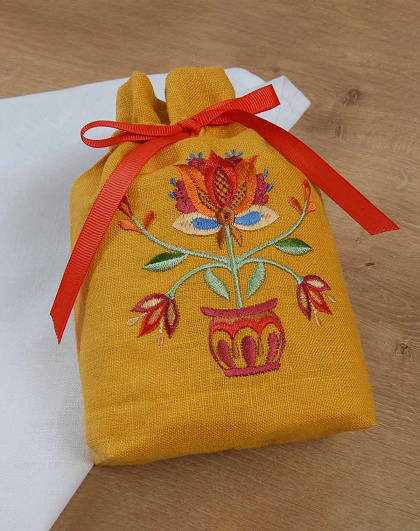 Set of white towels Tree of Life in a mustard bag with a flower, 2 pcs. - Image #7