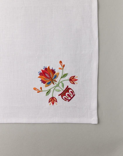 Set of white towels Tree of Life in a mustard bag with a bird, 2 pcs. - Image #5