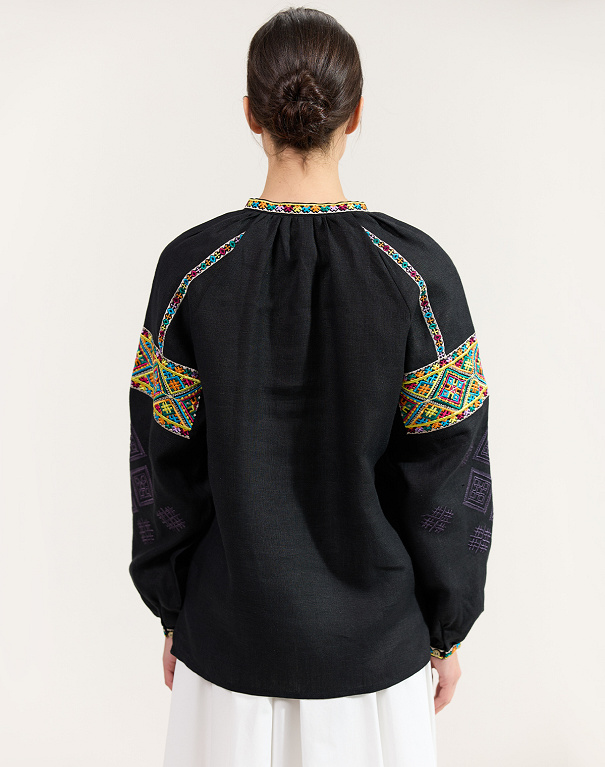 Жіноча лляна вишиванка Мотив із кольоровою вишивкою - Зображення №4
