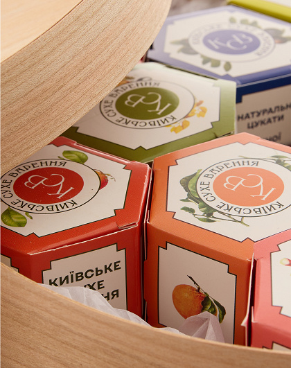 Подарунковий набір Київське сухе варення асорті 480 г у коробці - Зображення №3